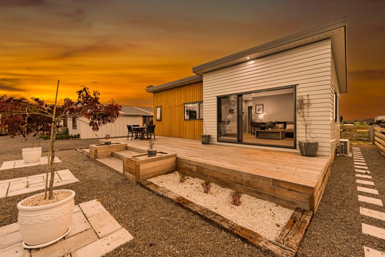 Modern 2 Bedrooms Home Paradise